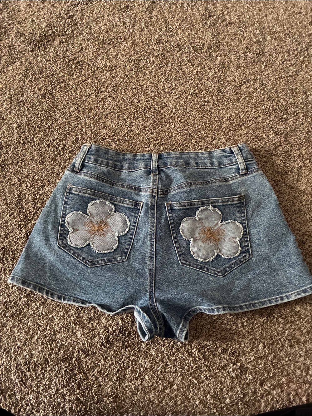 Mid-Waist Denim Women's Shorts with Floral Back Pockets - Blue
